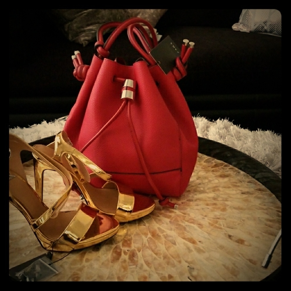 Draw string bag - Picture 1 of 1
